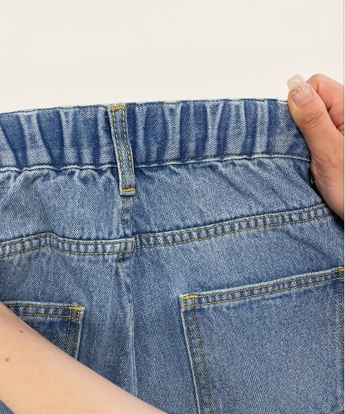 ad thie（アドティエ）の「ハイウエスト 後ろゴム フロントタックデニムパンツ（デニムパンツ・レディース・オフホワイト/ブラック/サックスブルー/インディゴブルー/ケミカルウォッシュ・LARGE/MEDIUM/SMALL）」の8枚目の写真