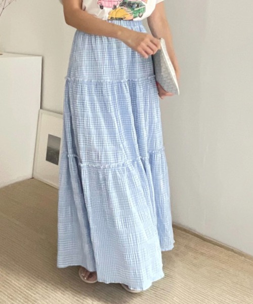Chaco closet(チャコ クローゼット)の「チェックティアードハイウエストマキシスカート(スカート・レディース・サックスブルー/ブラック・FREE)」の3枚目の写真