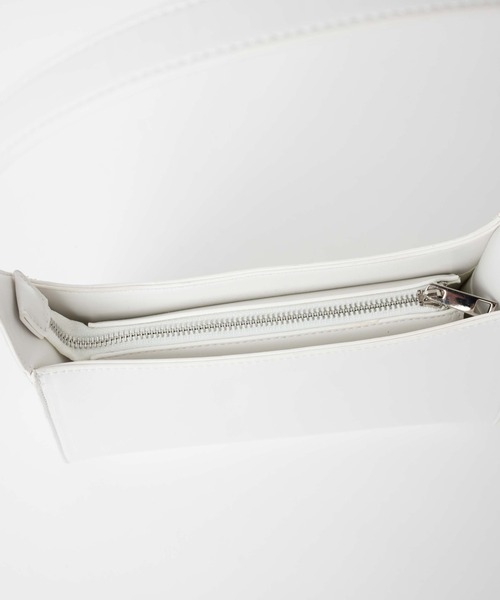 WEGO（ウィゴー）の「WEGO/ハートエンボスロゴハンドバッグ（ショルダーバッグ・レディース・ホワイト/ブラック・FREE）」の3枚目の写真