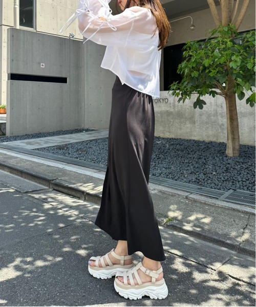 OLIVE des OLIVE（オリーブデオリーブ）の「らくちんスリットロングスカート　1031010340（スカート・レディース・ピンク/トップグレー/ブラック/サックスブルー・FREE）」の6枚目の写真