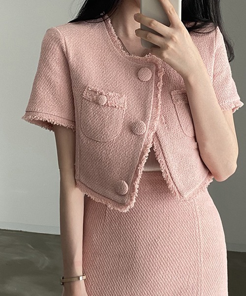 FREE STYLISTS(フリー スタイリスト)の「YUGA_YGMC サマーツイード クロップドジャケット(ノーカラージャケット・レディース・ピンク/ホワイト・FREE)」の2枚目の写真