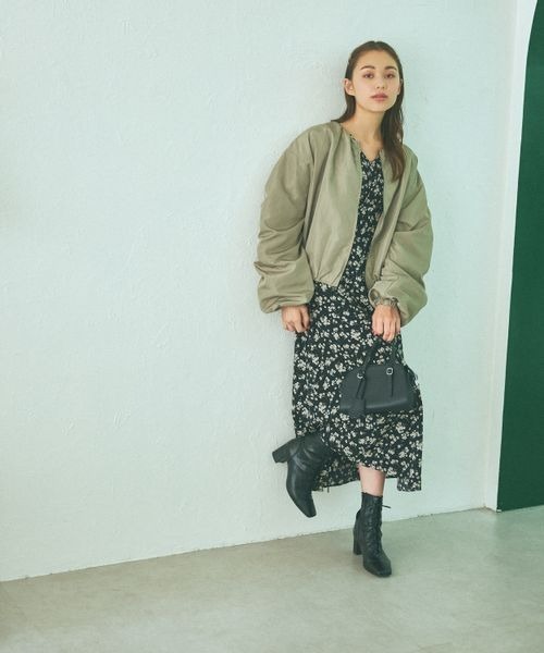 mysty woman（ミスティウーマン）の「袖ボリュームノーカラーブルゾン　970907（ブルゾン・レディース・ブラウン系その他/カーキ/ホワイト系その他/ブラック・FREE）」の6枚目の写真