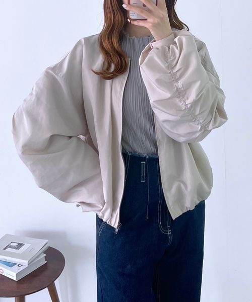 mysty woman（ミスティウーマン）の「袖ボリュームノーカラーブルゾン　970907（ブルゾン・レディース・ブラウン系その他/カーキ/ホワイト系その他/ブラック・FREE）」の21枚目の写真