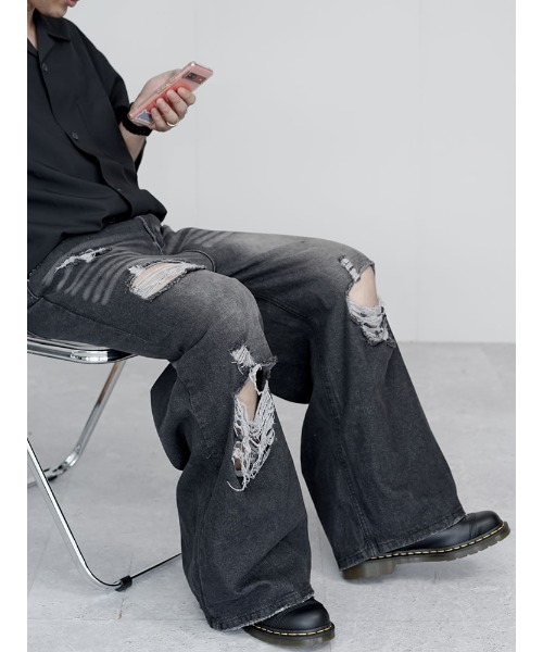Auntie Rosa（アンティローザ）の「ルーズフィットフレアダメージデニム（デニムパンツ・メンズ・ブラック・X-LARGE/MEDIUM/LARGE）」の5枚目の写真