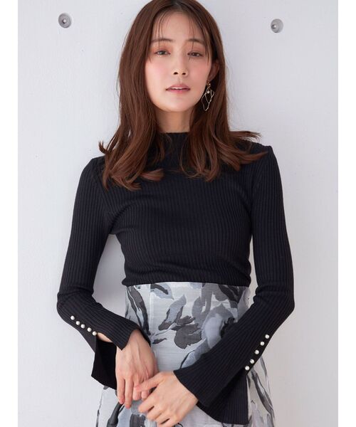 MERCURYDUO(マーキュリーデュオ)の「パール付きフレアスリーブリブニット(ニット/セーター・レディース・アイボリー/ブラック/ベージュ/ラベンダー/チャコールグレー・FREE)」の16枚目の写真