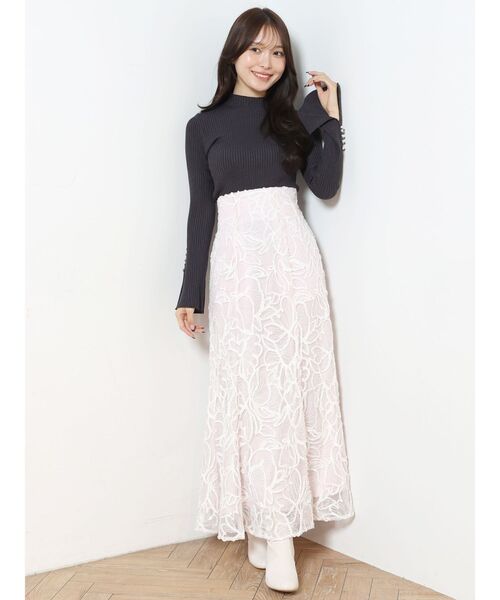 MERCURYDUO(マーキュリーデュオ)の「パール付きフレアスリーブリブニット(ニット/セーター・レディース・アイボリー/ブラック/ベージュ/ラベンダー/チャコールグレー・FREE)」の22枚目の写真