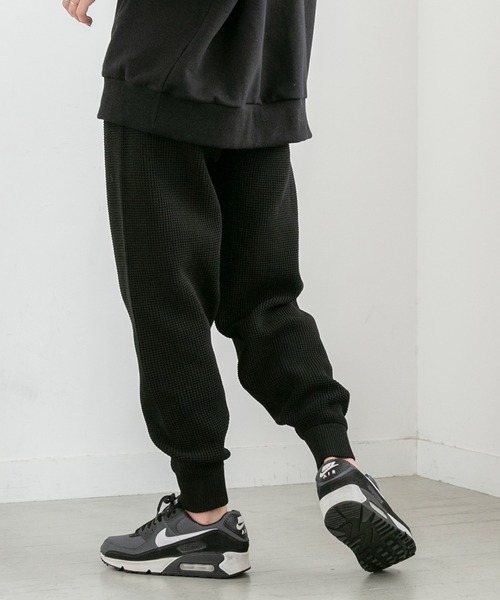 PICHI(ピイチ)の「ワッフルニットパンツ(その他パンツ・レディース・ブラック/アイボリー・FREE)」の18枚目の写真