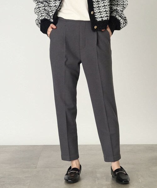 THE SHOP TK (ザ ショップ ティーケー )の「◆美脚あったかテーパードパンツ/ハグするニットシリーズ(その他パンツ・レディース・アイボリー/グレー系その他/ブラック/チャコールグレー/ブラウン系2・12/14/10/13/11)」の1枚目の写真