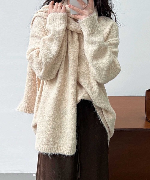 OSYAREVO(オシャレボ)の「マフラー付き Vネック ニット トップス(ニット/セーター・レディース・ピンク系その他/ベージュ/チャコール・FREE)」の10枚目の写真