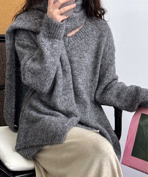 OSYAREVO(オシャレボ)の「マフラー付き Vネック ニット トップス(ニット/セーター・レディース・ピンク系その他/ベージュ/チャコール・FREE)」の14枚目の写真
