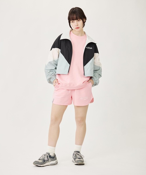 MILKFED.(ミルクフェド)の「BASIC SWEAT TOP(スウェット・レディース・ライトピンク/オートミール/ライトイエロー/ブラック/ライトグリーン・M/L)」の9枚目の写真