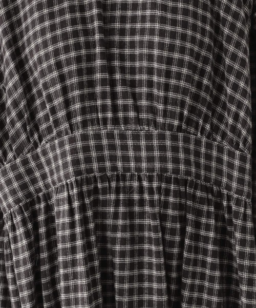 studio CLIP（スタディオクリップ）の「《natural by clip》コットンリネンチェック切り替えワンピース（ワンピース・レディース・ネイビー/ブラック/ベージュ・FREE）」の8枚目の写真