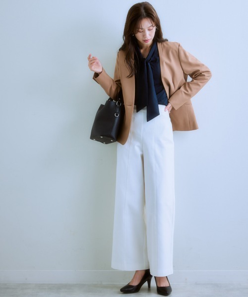 7days Life Styling(セブンデイズライフスタイリング)の「ハリ感素材ストレッチワイドパンツ(スラックス・レディース・オフホワイト/ネイビー/ライトグレー・S/LL/L/M)」の14枚目の写真