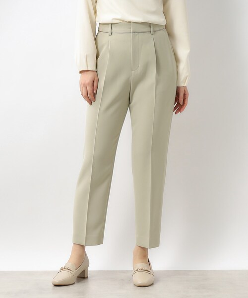 index(インデックス)の「◆≪通勤・セレモニー/セットアップ対応≫ ストレッチテーパードパンツ【洗濯機洗い可】(その他パンツ・レディース・オリーブ/ナチュラル/ネイビー・36/38/42/40)」の1枚目の写真