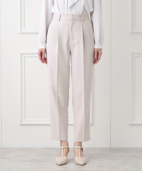 index(インデックス)の「◆≪通勤・セレモニー/セットアップ対応≫ ストレッチテーパードパンツ【洗濯機洗い可】(その他パンツ・レディース・オリーブ/ナチュラル/ネイビー・36/38/42/40)」の6枚目の写真