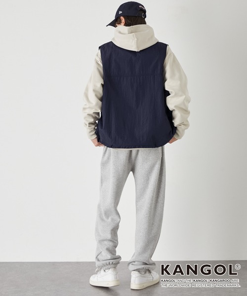 KANGOL(カンゴール)の「KANGOL/カンゴール 別注 ロゴ刺繍 ナイロンジップベスト(ベスト・メンズ・ライトオリーブ/ライトグレー/ブラック系/ネイビー/ブラック・L/M)」の16枚目の写真
