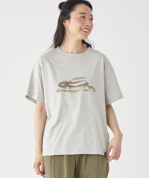 KRIFF MAYER Lady's Collection（クリフメイヤーレディースコレクション）の「フライングラビット柄ロゴゆるT（Tシャツ/カットソー・レディース・ブルー/グレー/オフホワイト/カラフル/グリーン/レッド/チャコール・LARGE/MEDIUM）」の3枚目の写真