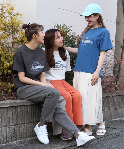 KRIFF MAYER Lady's Collection（クリフメイヤーレディースコレクション）の「フライングラビット柄ロゴゆるT（Tシャツ/カットソー・レディース・ブルー/グレー/オフホワイト/カラフル/グリーン/レッド/チャコール・LARGE/MEDIUM）」の12枚目の写真