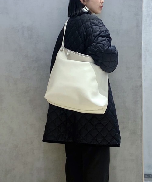 HIROKO HAYASHI(ヒロコハヤシ)の「UNITO(ウニート)ショルダーバッグ(ショルダーバッグ・レディース・ブラック/オフホワイト・00)」の4枚目の写真