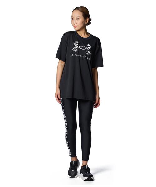 UNDER ARMOUR（アンダーアーマー）の「UAテック オーバーサイズ ショートスリーブTシャツ（トレーニング/レディース）（Tシャツ/カットソー・レディース・ブラック・S/L/M/XL）」の3枚目の写真