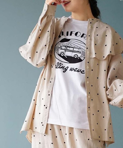 e-zakkamania stores(イーザッカマニアストアーズ)の「フロッキードット ナチュラルブラウス(シャツ/ブラウス・レディース・ブラック/ベージュ・フリー)」の4枚目の写真