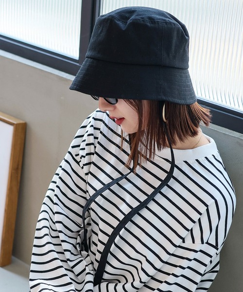 VitaFelice(ヴィータフェリーチェ)の「リボン付きバケットハット(ハット・レディース・ホワイト/ブラック/ライトベージュ・FREE)」の2枚目の写真