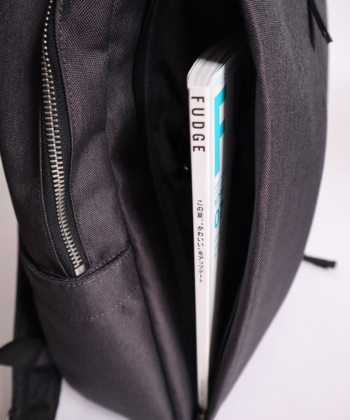 YAKPAK(ヤックパック)の「【YAKPAK/ヤックパック】スクエア スリム バックパック(バックパック/リュック・メンズ・ライトグレー/アイボリー/ブラック・FREE)」の19枚目の写真