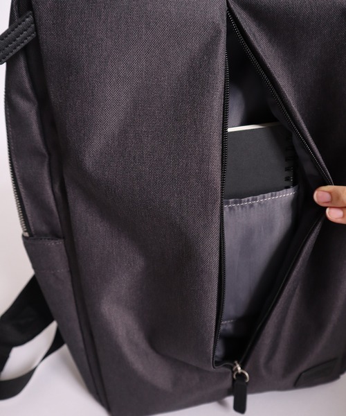 YAKPAK(ヤックパック)の「【YAKPAK/ヤックパック】スクエア スリム バックパック(バックパック/リュック・メンズ・ライトグレー/アイボリー/ブラック・FREE)」の20枚目の写真