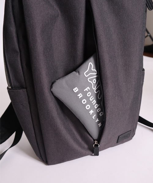 YAKPAK(ヤックパック)の「【YAKPAK/ヤックパック】スクエア スリム バックパック(バックパック/リュック・メンズ・ライトグレー/アイボリー/ブラック・FREE)」の21枚目の写真