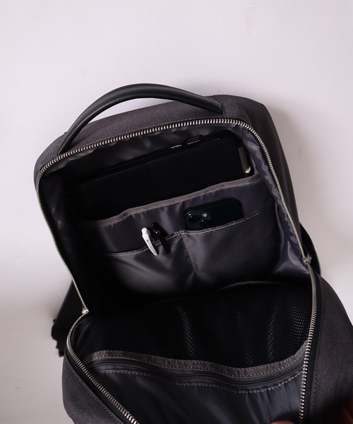 YAKPAK(ヤックパック)の「【YAKPAK/ヤックパック】スクエア スリム バックパック(バックパック/リュック・メンズ・ライトグレー/アイボリー/ブラック・FREE)」の15枚目の写真