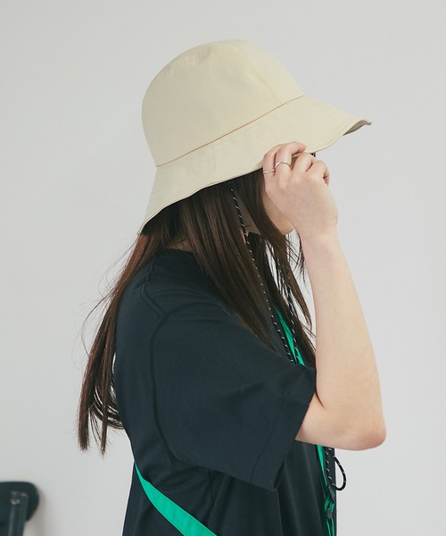 un dix cors(アンディコール)の「クラウン切り替え撥水ハット(ハット・レディース・ベージュ/ブラック・FREE)」の10枚目の写真