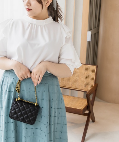 CLETTE(クレット)の「フリル5分袖ブラウス(シャツ/ブラウス・レディース・オフホワイト/ピンク/ラベンダー・LL/3L/4L)」の6枚目の写真