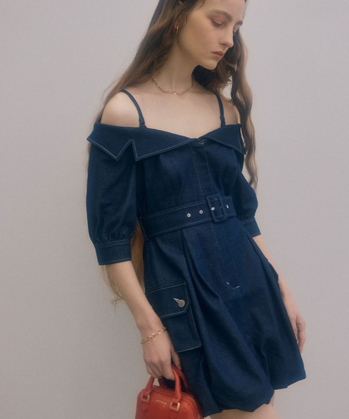 EIMY ISTOIRE(エイミーイストワール)の「オフショルダーバルーンミニワンピース(ワンピース・レディース・ベージュ/インディゴブルー/ホワイト・S/M)」の3枚目の写真
