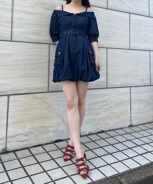 EIMY ISTOIRE(エイミーイストワール)の「オフショルダーバルーンミニワンピース(ワンピース・レディース・ベージュ/インディゴブルー/ホワイト・S/M)」の11枚目の写真