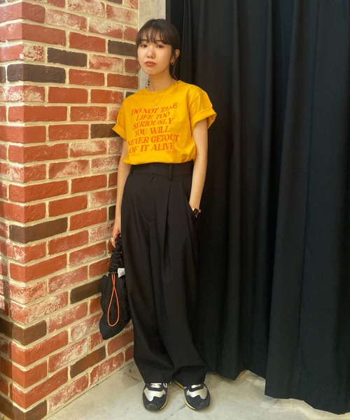 RODEO CROWNS WIDE BOWL(ロデオクラウンズワイドボウル)の「アソートカラーTシャツ(Tシャツ/カットソー・レディース・イエロー/ブルー/オフホワイト・FREE)」の21枚目の写真