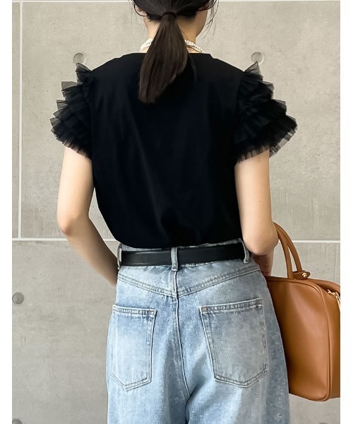 Re:EDIT(リエディ)の「チュールティアードスリーブTシャツ(Tシャツ/カットソー・レディース・ホワイト/ブラック・LARGE/MEDIUM)」の5枚目の写真