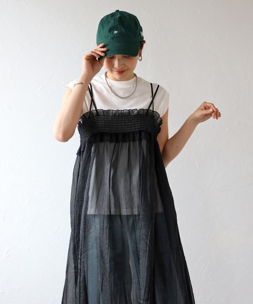 COMMRE（コムル）の「シアーキャミワンピース（ワンピース・レディース・ブラック/ベージュ・FREE）」の2枚目の写真