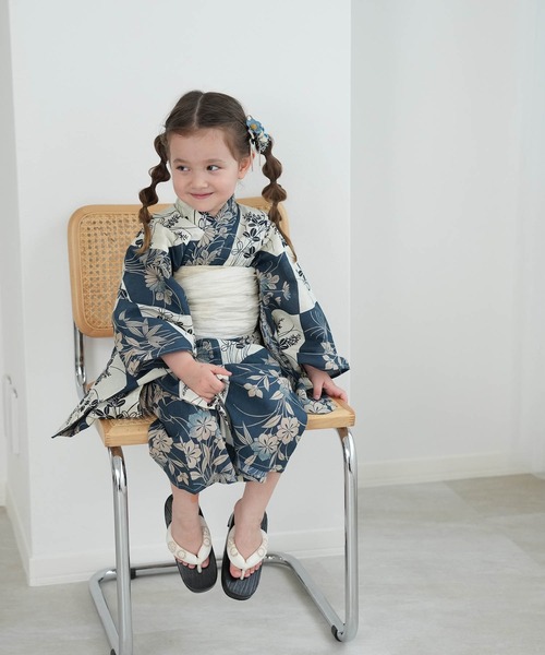 キッズ浴衣3点セット ニコアンティーク 鉄紺の変わり市松と小菊（浴衣）｜utatane（ウタタネ）