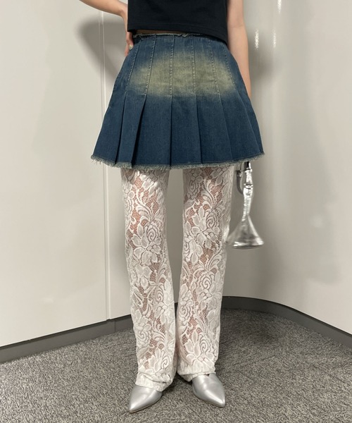 WEGO（ウィゴー）の「WEGO/ヴィンテージウォッシュデニムプリーツスカパン（デニムスカート・レディース・ブラック系その他/スカイブルー/ブルー系1・FREE）」の20枚目の写真