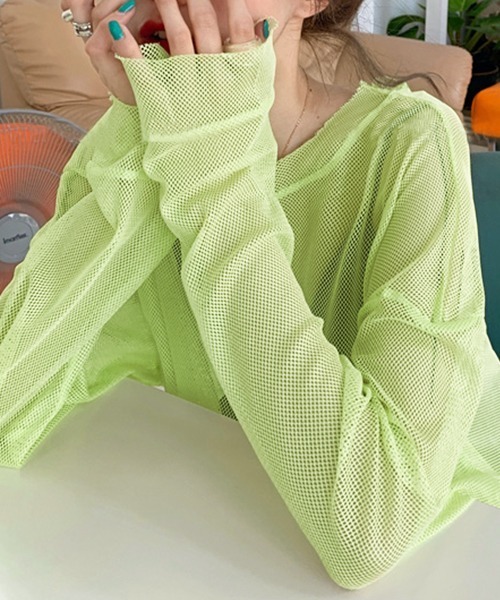 ad thie(アドティエ)の「オーバーサイズ・カラバリ豊富 メッシュトップス(Tシャツ/カットソー・レディース・ピンク/オフホワイト/ライトブルー/ミント/イエロー/オレンジ/ライトグリーン・FREE)」の3枚目の写真