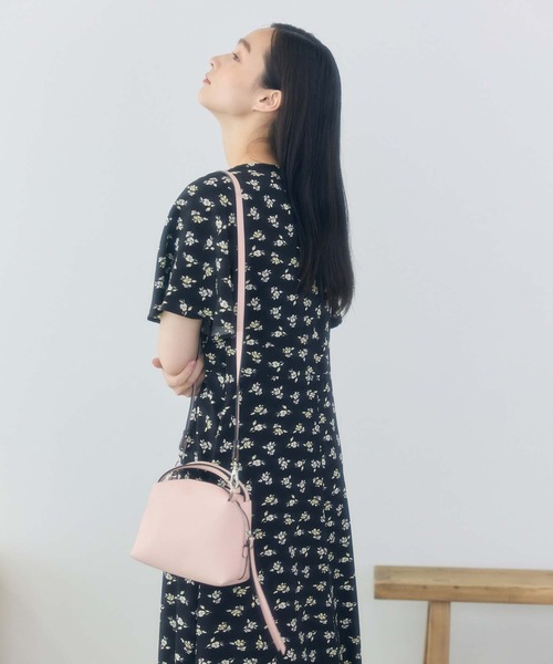 PAOLA FRANI 襟付き花柄ワンピース アイボリー ブラック 40 切替え 2025年最新】パオラフラーニ レディース ひざ丈ワンピースの人気