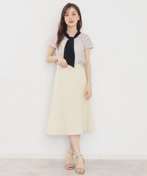 index(インデックス)の「◆ミニフラワーレースボウタイブラウス【洗濯機洗い可/イージーアイロン】(シャツ/ブラウス・レディース・ブルー系5/ベージュ系その他7/チャコール/アイボリー系4・36/42/40/38)」の14枚目の写真