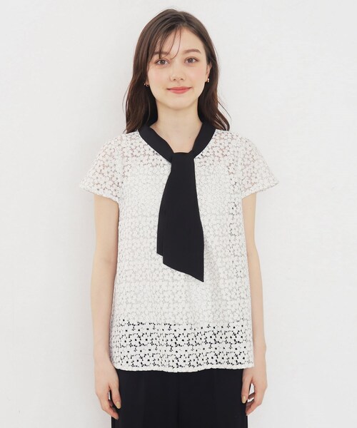 index(インデックス)の「◆ミニフラワーレースボウタイブラウス【洗濯機洗い可/イージーアイロン】(シャツ/ブラウス・レディース・ブルー系5/ベージュ系その他7/チャコール/アイボリー系4・36/42/40/38)」の21枚目の写真