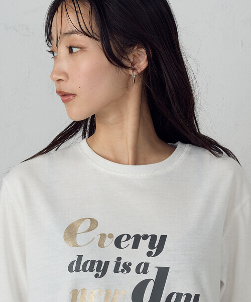 COMME CA ISM（コムサイズム）の「速乾　箔プリント Tシャツ（Tシャツ/カットソー・レディース・チャコール/ホワイト/ライトグレー・MEDIUM/LARGE）」の16枚目の写真