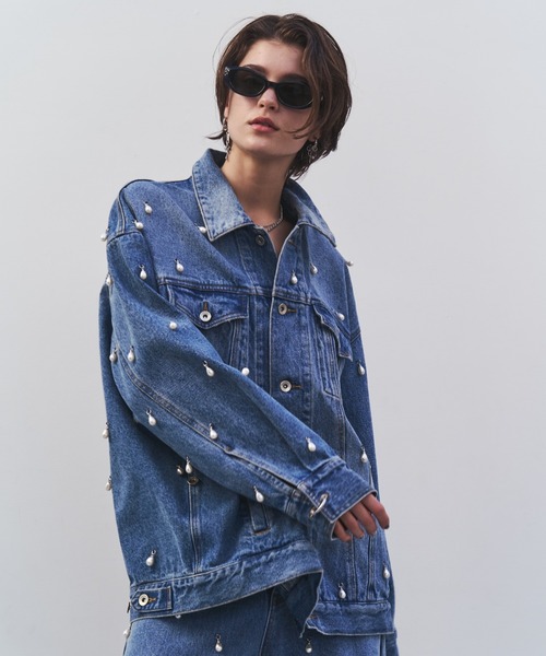 JOSE MOON(ジョゼムーン)の「OVER DENIM JACKET with PEARL/オーバーデニムジャケットウィズパール(デニムジャケット・レディース・ブルー/ブラック・FREE)」の5枚目の写真