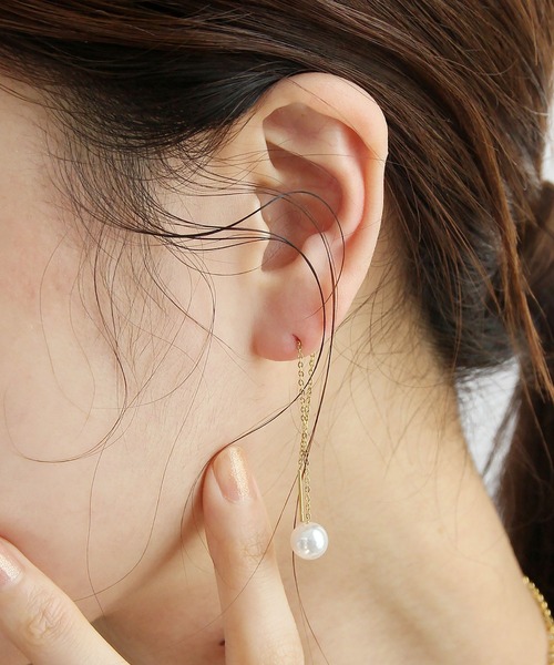 abaskdesign(アバスクデザイン)の「金属アレルギー対応 ロングパールステンレスピアス(ピアス(両耳用)・レディース・ゴールド・FREE)」の12枚目の写真