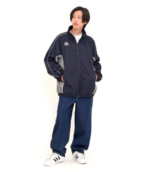 GLAZOS（グラソス）の「【大人向けサイズあり】パイピングジップアップジャケット（ブルゾン・キッズ・ブラック/ネイビー・S/M/L/LL）」の7枚目の写真