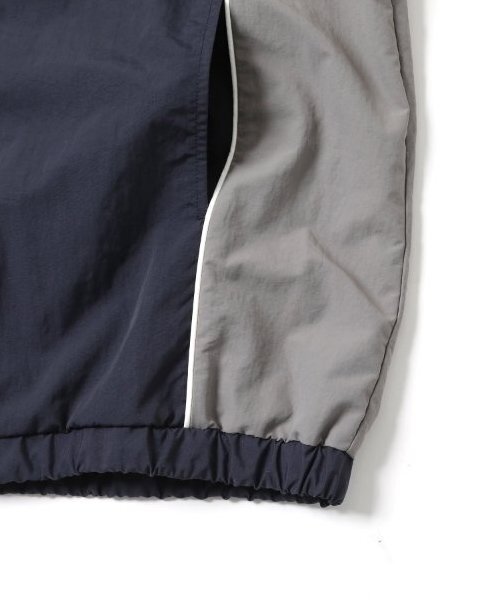 GLAZOS（グラソス）の「【大人向けサイズあり】パイピングジップアップジャケット（ブルゾン・キッズ・ブラック/ネイビー・S/M/L/LL）」の4枚目の写真