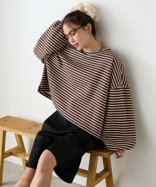 forksy.(フォルクシー)の「【forksy.】<エブリデイシリーズ>オーバーサイズスウェッティーシャツ(Tシャツ/カットソー・レディース・杢グレー/ブラック/アイボリー/ネイビー/ミント/ダークブラウン/ダークブルー/プラム/ブラック系/チャコール/グレイッシュブルー/グレー系/ライトベージュ/ライトブルー/ブラウン系/スモークピンク/ダークグリーン/バーガンディー/チェリーレッド/テラコッタ/ネイビー系/ブラウン系1/グレー系1/オフホワイト/カーキ・FREE/SHORT)」の12枚目の写真