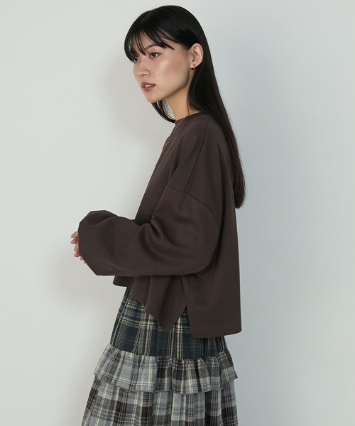 forksy.（フォルクシー）の「【forksy.】<エブリデイシリーズ>オーバーサイズスウェッティーシャツ（Tシャツ/カットソー・レディース・杢グレー/ブラック/アイボリー/ネイビー/ミント/ダークブラウン/ダークブルー/プラム/ブラック系/チャコール/グレイッシュブルー/グレー系/ライトベージュ/ライトブルー/ブラウン系/スモークピンク/ダークグリーン/バーガンディー/チェリーレッド/テラコッタ・FREE/SHORT）」の21枚目の写真